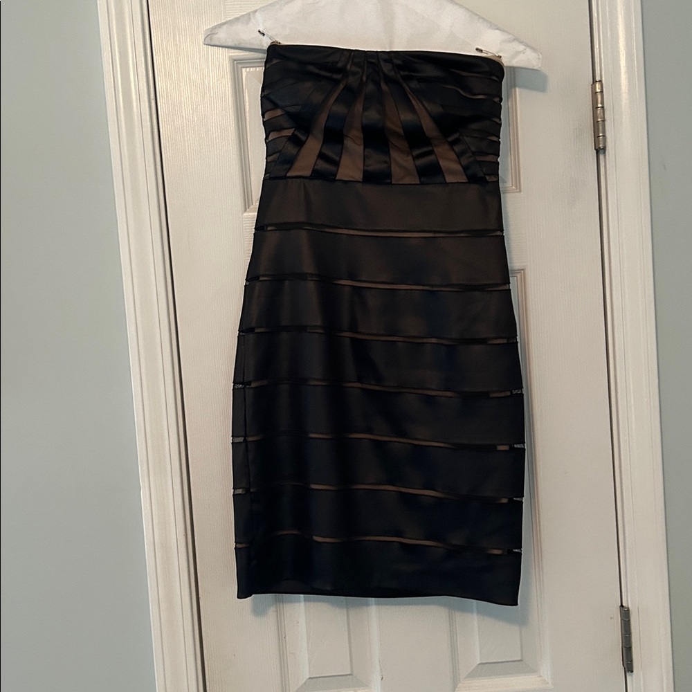 Elegant Black Strapless Dress